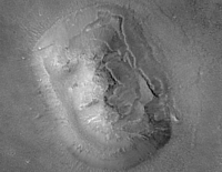 La 'cara de Marte' en alta resolución, por la Mars Global Surveyor, 2001.