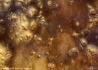 Las 'pirámides' en la región de Cydonia, en alta resolución, por la Mars Express, 2006. (Click para agrandar (3508 x 2497 pixeles, 928 Kb). 